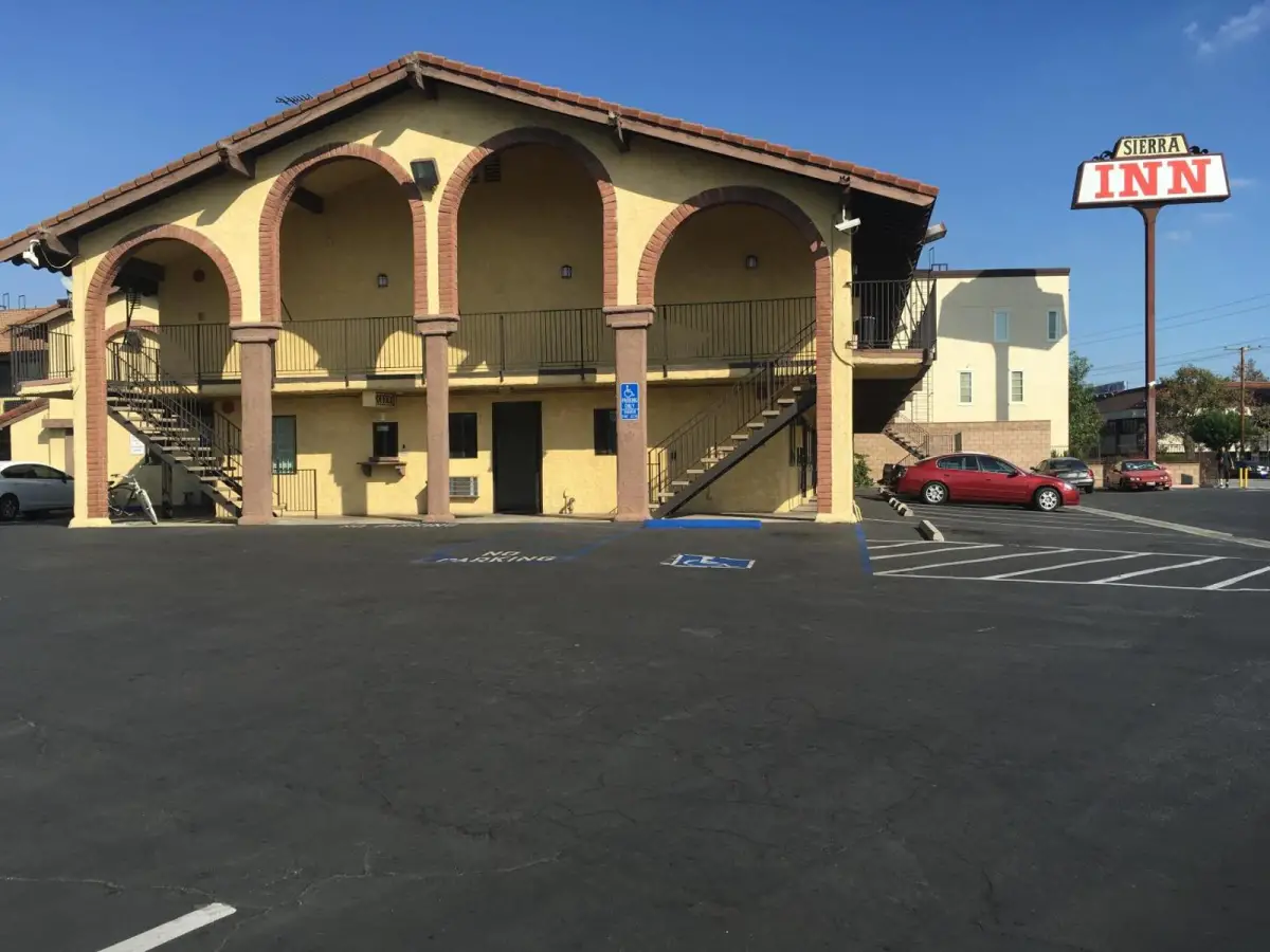Sierra Inn Main image