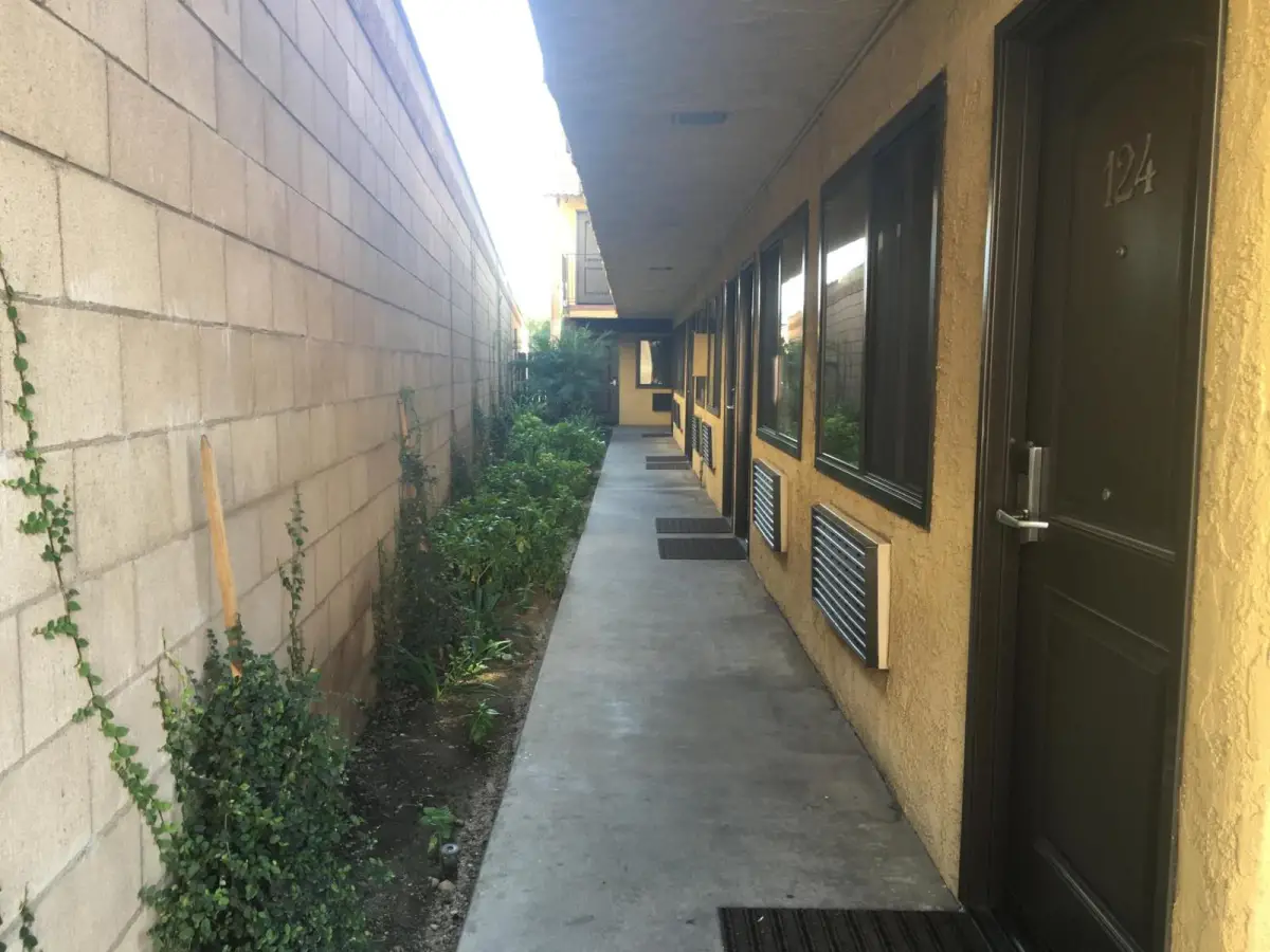 Sierra Inn 9